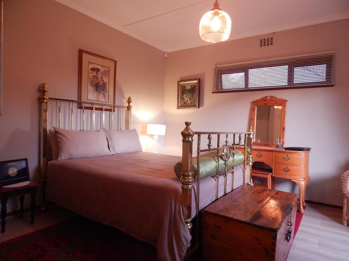 Swellendam Overnight Accommodation Экстерьер фото